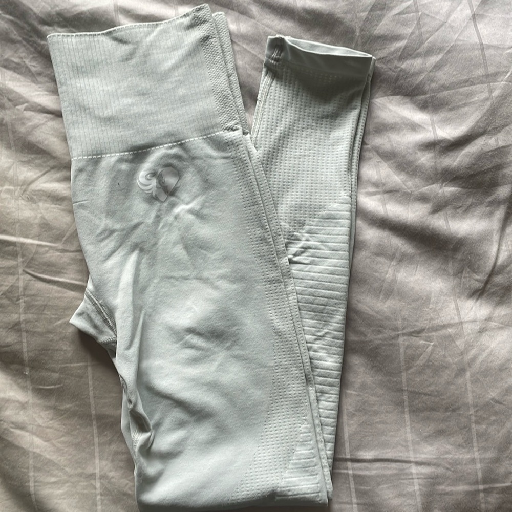 Women’s Best Ivory Leggings